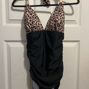 Leopard Print and Black one piece NWOT adjustable strap